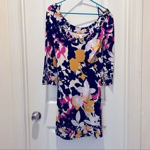 Diane Von Furstenberg 100% Silk Floral Dress size 10